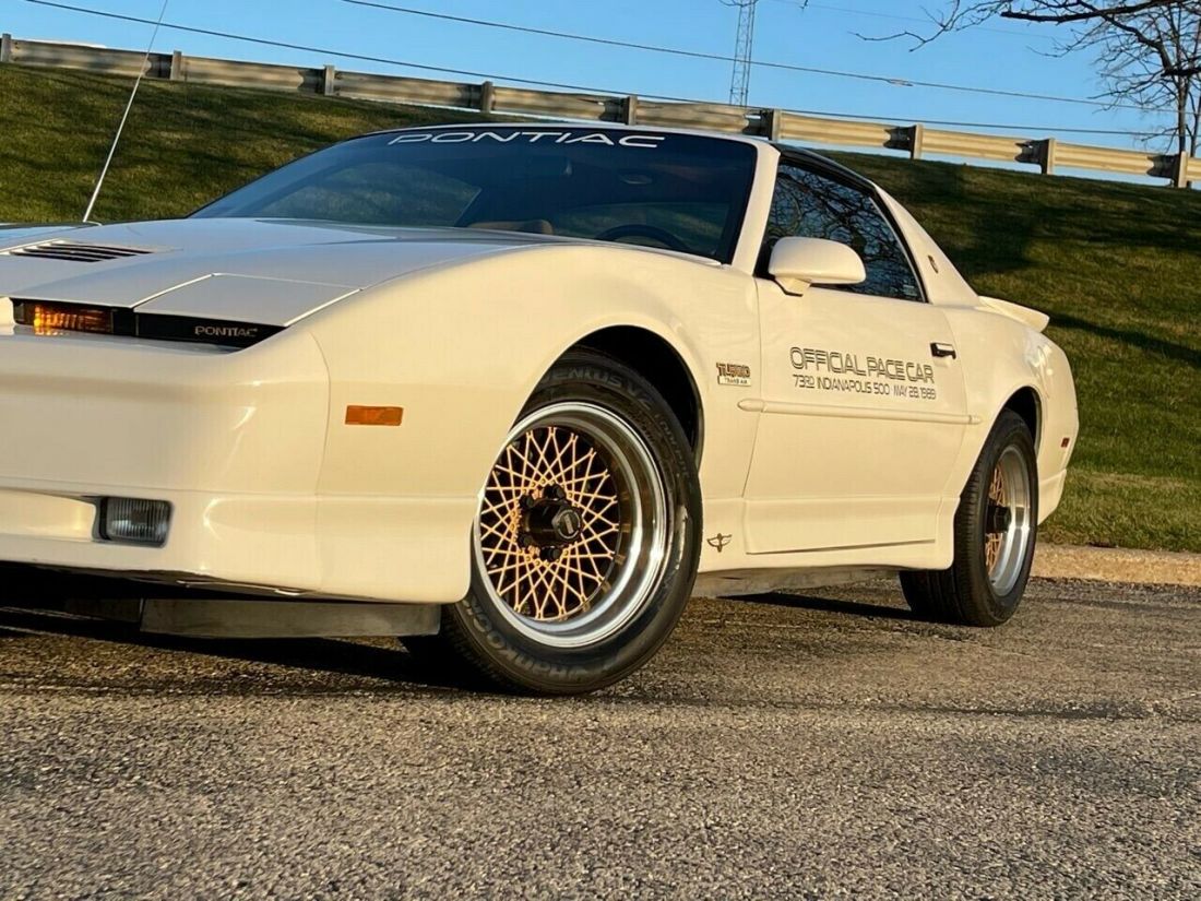 1989 Pontiac Firebird Trans Am GTA 2dr Hatchback - photo 4
