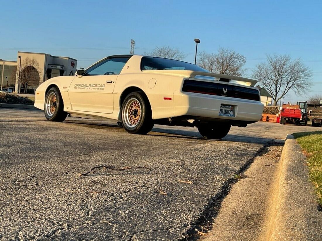 1989 Pontiac Firebird Trans Am GTA 2dr Hatchback - photo 6