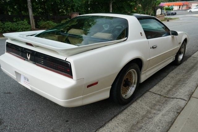 1989 Pontiac Firebird Trans Am GTA - photo 6