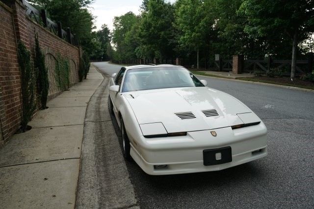 1989 Pontiac Firebird Trans Am GTA - photo 3