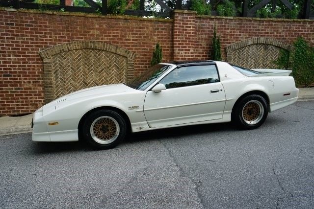 1989 Pontiac Firebird Trans Am GTA - photo 4