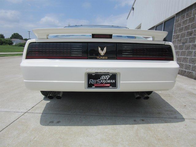 1989 Pontiac Firebird Trans Am GTA Indy 500 Pace Car - photo 13