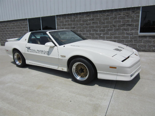 1989 Pontiac Firebird Trans Am GTA Indy 500 Pace Car - photo 3