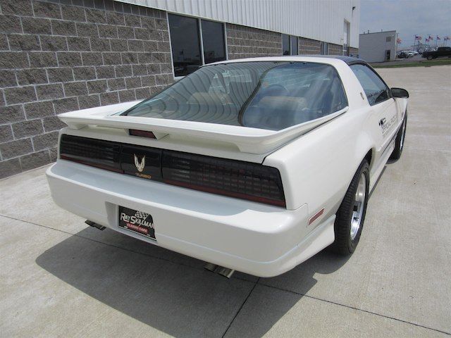 1989 Pontiac Firebird Trans Am GTA Indy 500 Pace Car - photo 6
