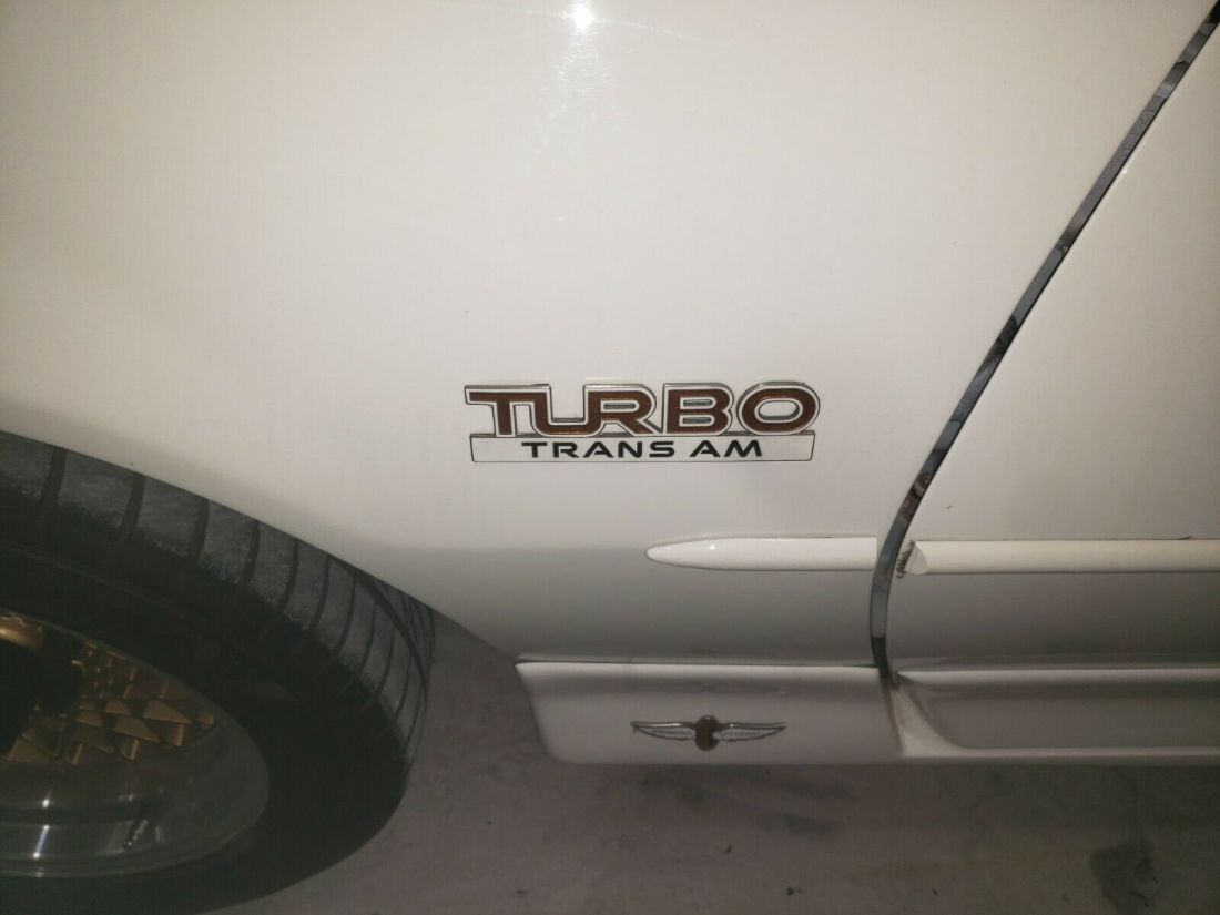 1989 Pontiac Firebird TRANS AM - photo 2