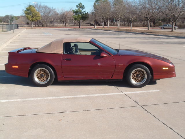 1989 Pontiac Firebird Trans Am GTA Convertible 2-Door - photo 2