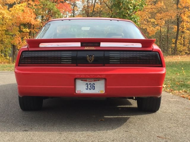 1989 Pontiac Trans Am GTA Y84 L98 w/ B20 Trim - photo 3