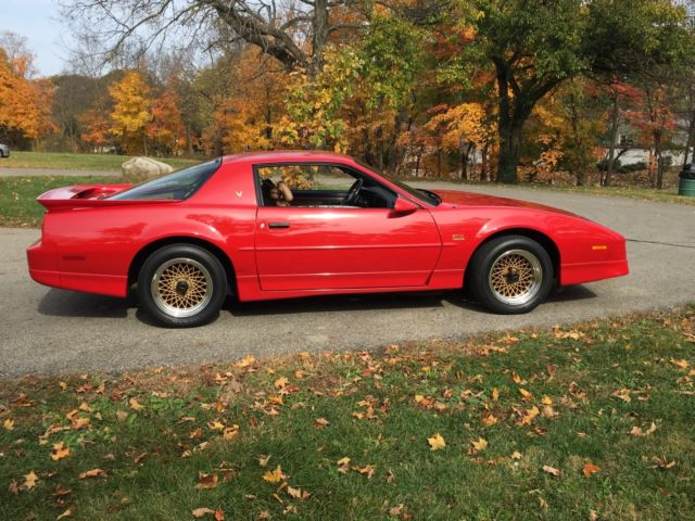 1989 Pontiac Trans Am GTA Y84 L98 w/ B20 Trim - photo 5