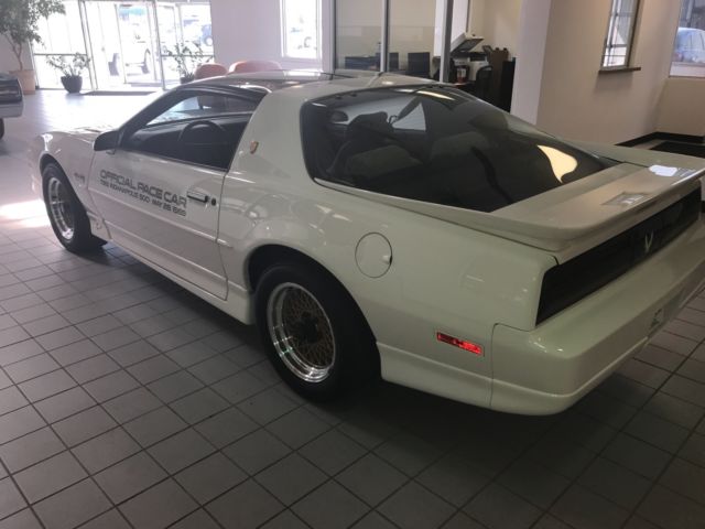 1989 Pontiac Trans Am INDY 500 FESTIVAL - photo 5