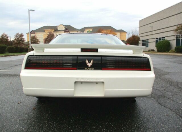 1989 Pontiac Firebird Trans Am GTA - photo 12