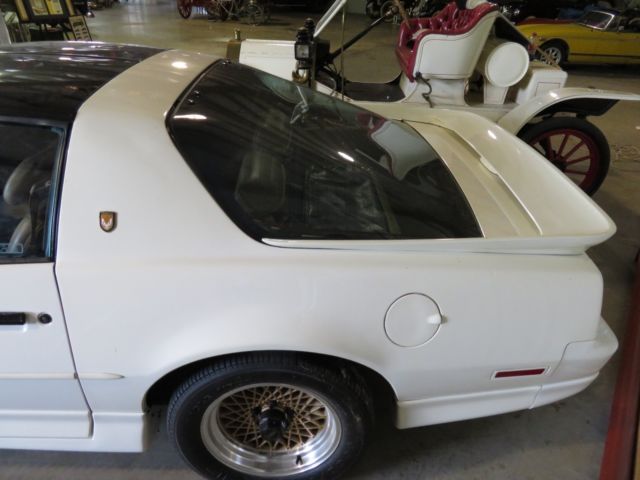 1989 Pontiac Trans Am 20th Anniversary Edition - photo 6