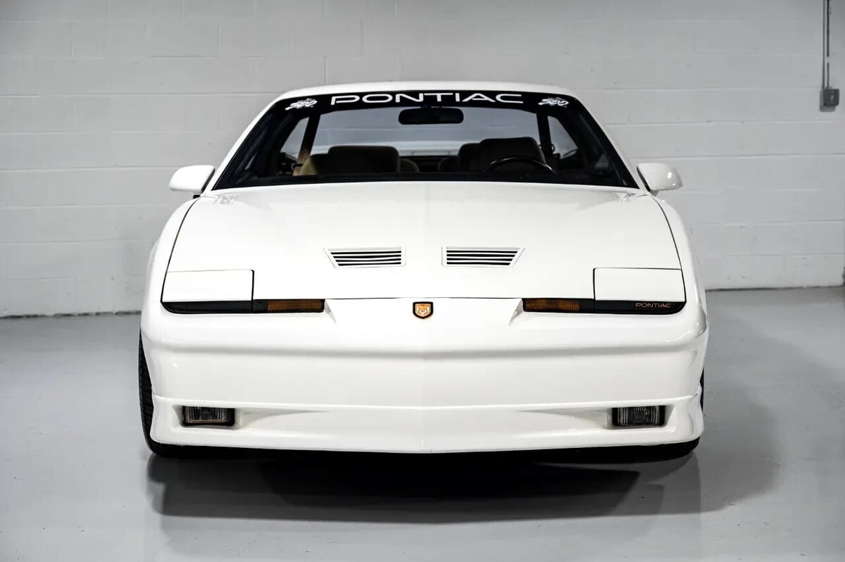 1989 Pontiac Trans Am - photo 8