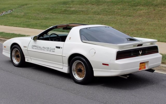 1989 Pontiac Trans Am Turbo Pace Car - photo 3