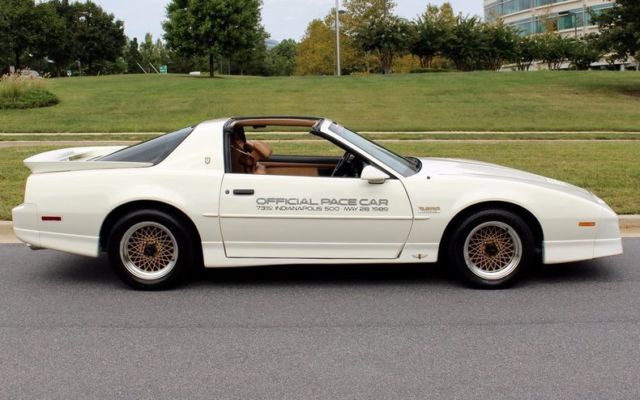1989 Pontiac Trans Am Turbo Pace Car - photo 6