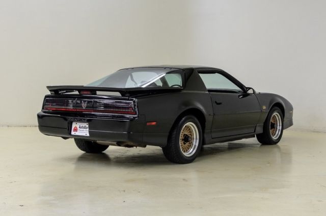1989 Pontiac Trans Am GTA - photo 8