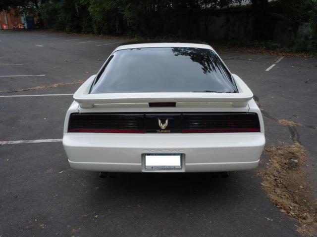 1989 Pontiac Trans Am 20th Anniversary Pace Car - photo 2
