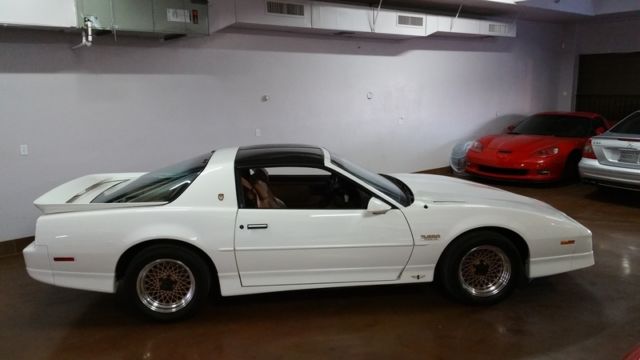 1989 Pontiac Turbo Trans Am **7,058 Miles!!** Original Tires.. Low Reserve!! 1989 Pontiac Trans Am Turbo Trans Am 20th Anniversary