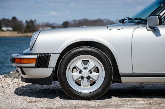 1989 Porsche 911 25th Anniversary Edition - photo 9