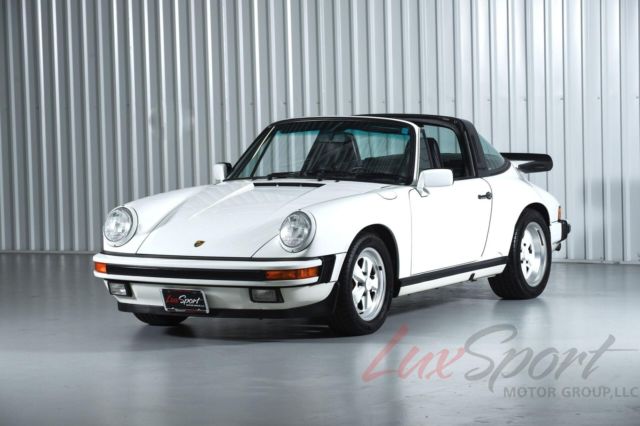 1989 Porsche 911 3.2 Carrera Targa G50 Carrera White/Black 20,000 1 Owner Miles 1989 Porsche 911