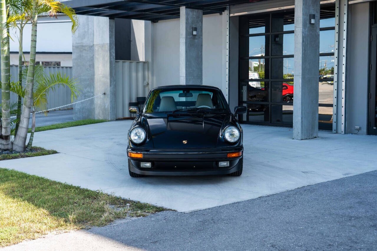 1989 Porsche 911 Carrera 2dr Coupe - photo 2