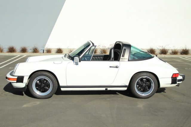1989 Porsche 911 Carrera Targa Amazing Condition / Very Original 1989 Porsche 911 Carrera