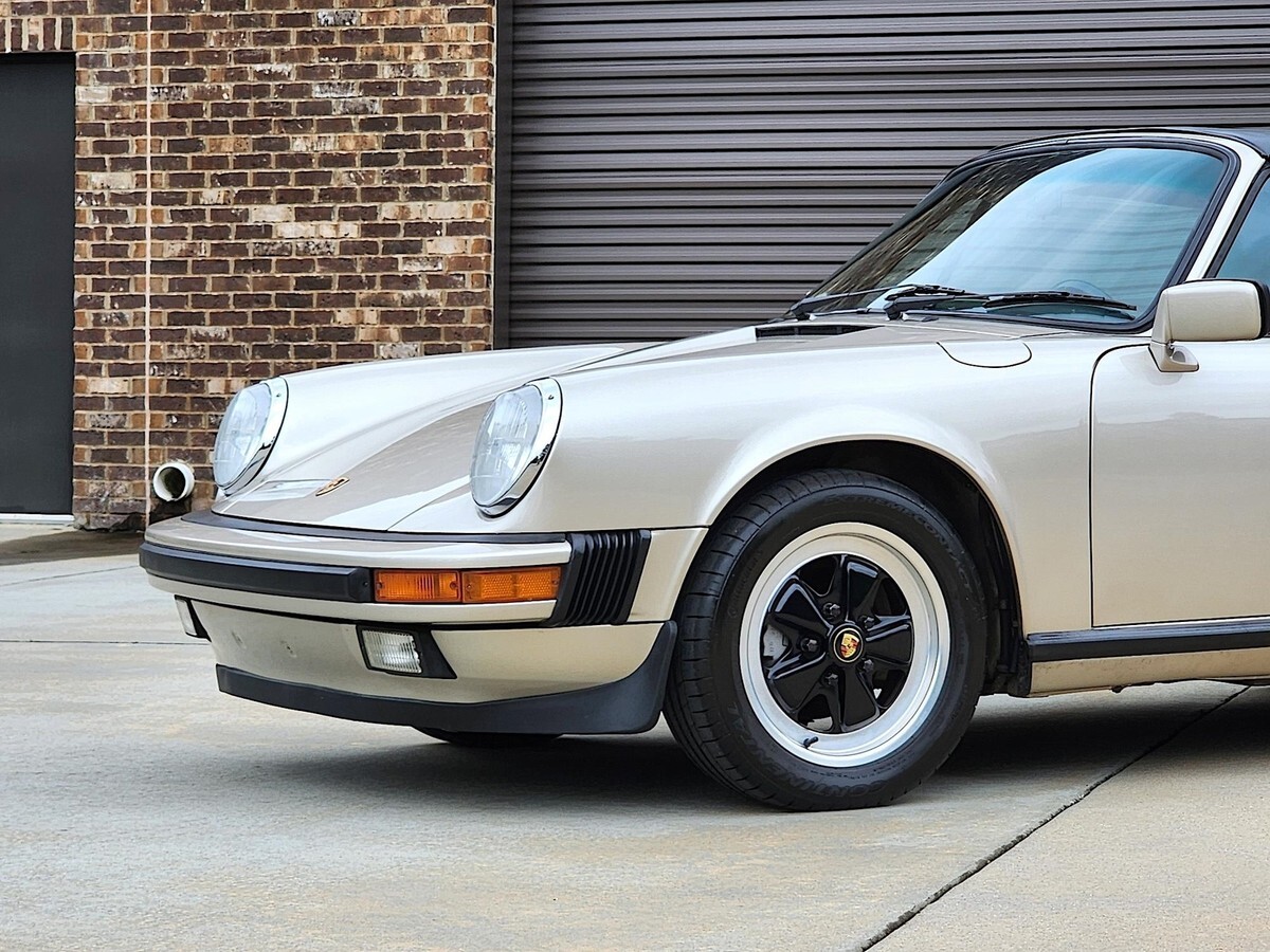 1989 Porsche 911 Carrera Targa - photo 7