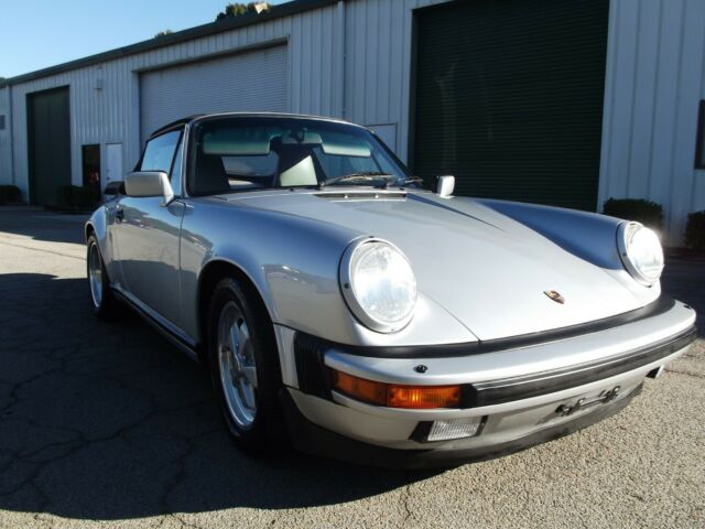 1989 Porsche 911 Silver Anniversary 63,593 mi Silver/Cashmere *TAKING OFFERS !!* 1989 Porsche 911 Silver Anniv Edition