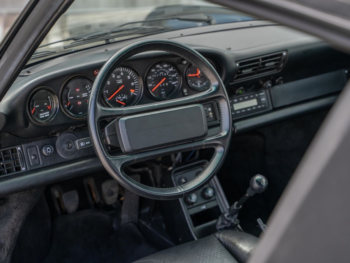 1989 Porsche 911 Turbo Cabriolet - 5 Speed - All Original - photo 11