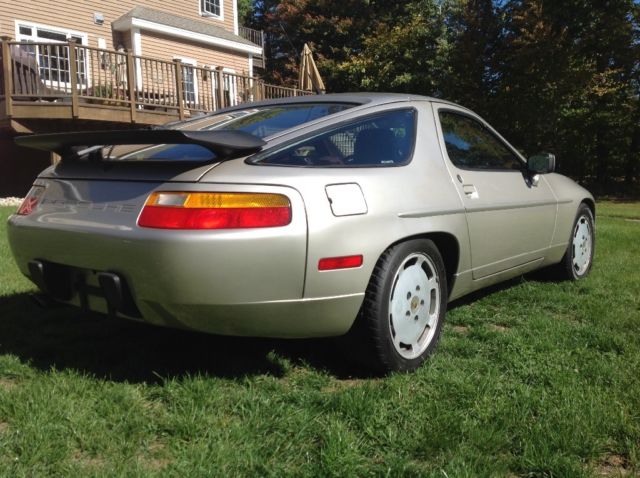 1989 Porsche 928 - photo 6