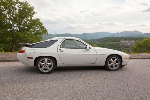 1989 Porsche 928 - photo 4