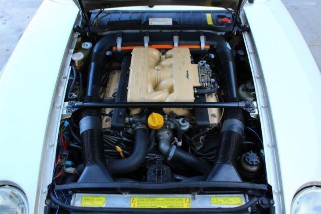 1989 Porsche 928 CD Player, Leather Seats, Sunroof - photo 11