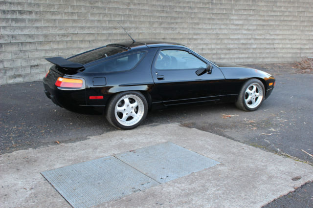 1989 Porsche 928 S4 Coupe 2-Door - photo 2
