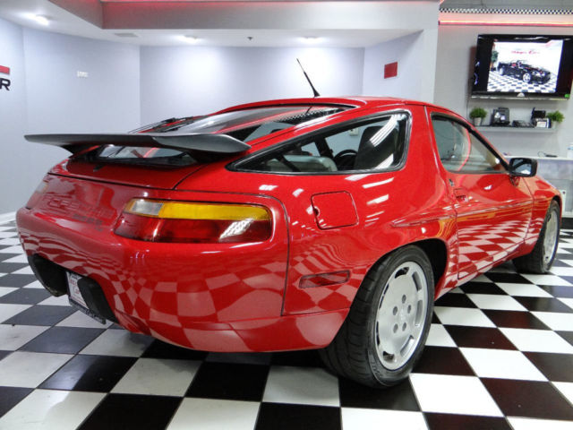 1989 Porsche 928 2dr Coupe - photo 3