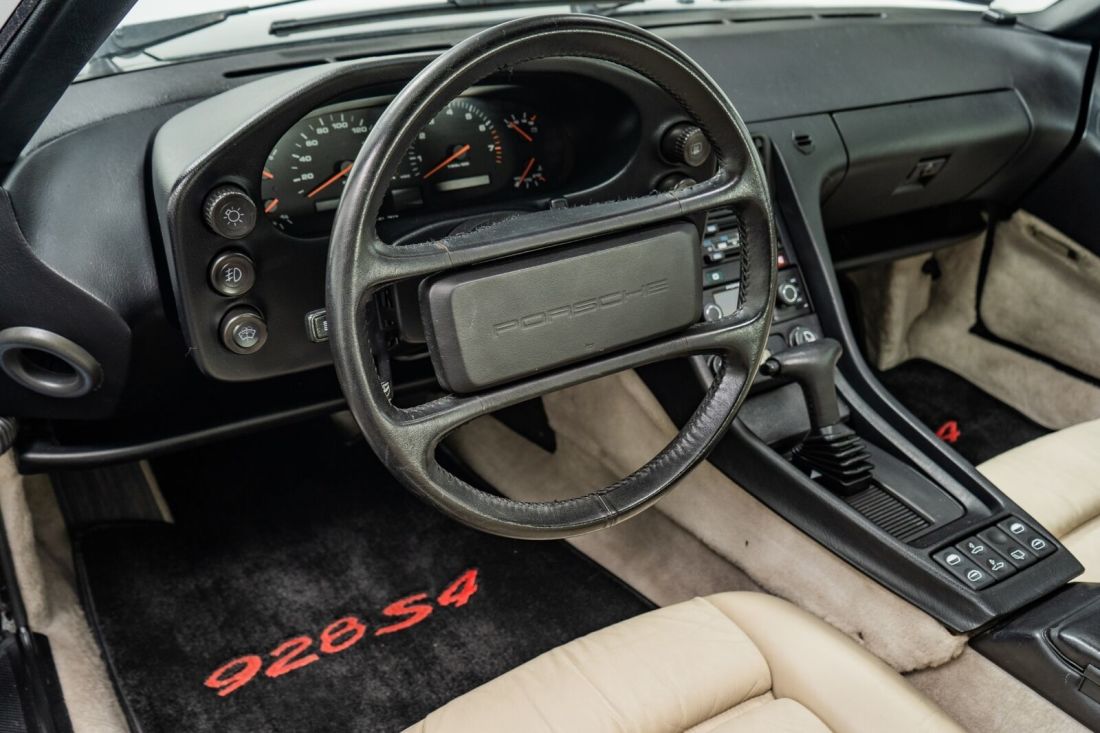 1989 Porsche 928 S4 - photo 12