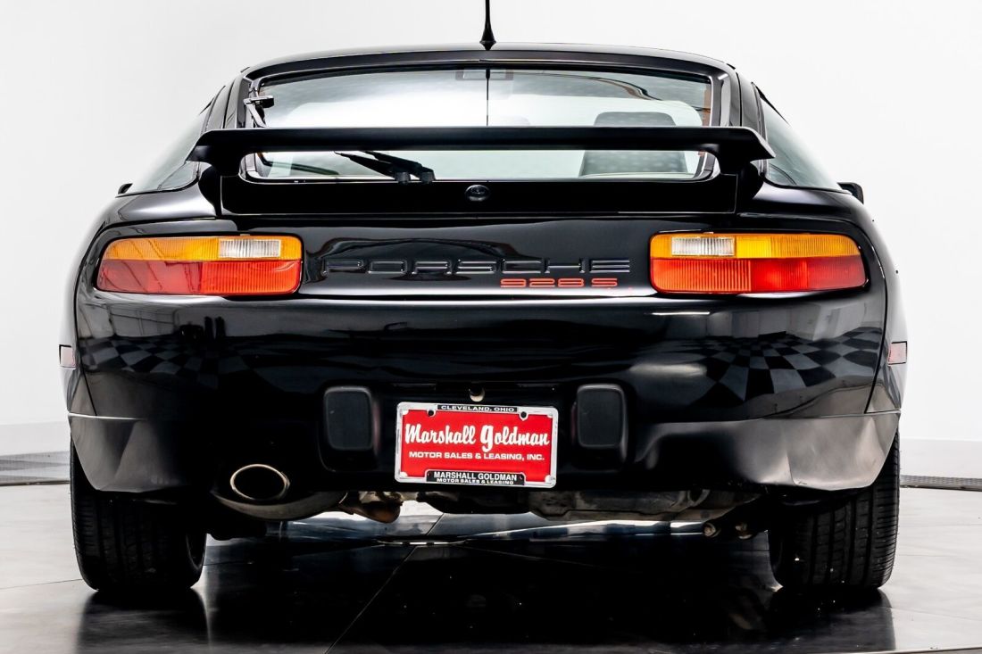 1989 Porsche 928 S4 - photo 7