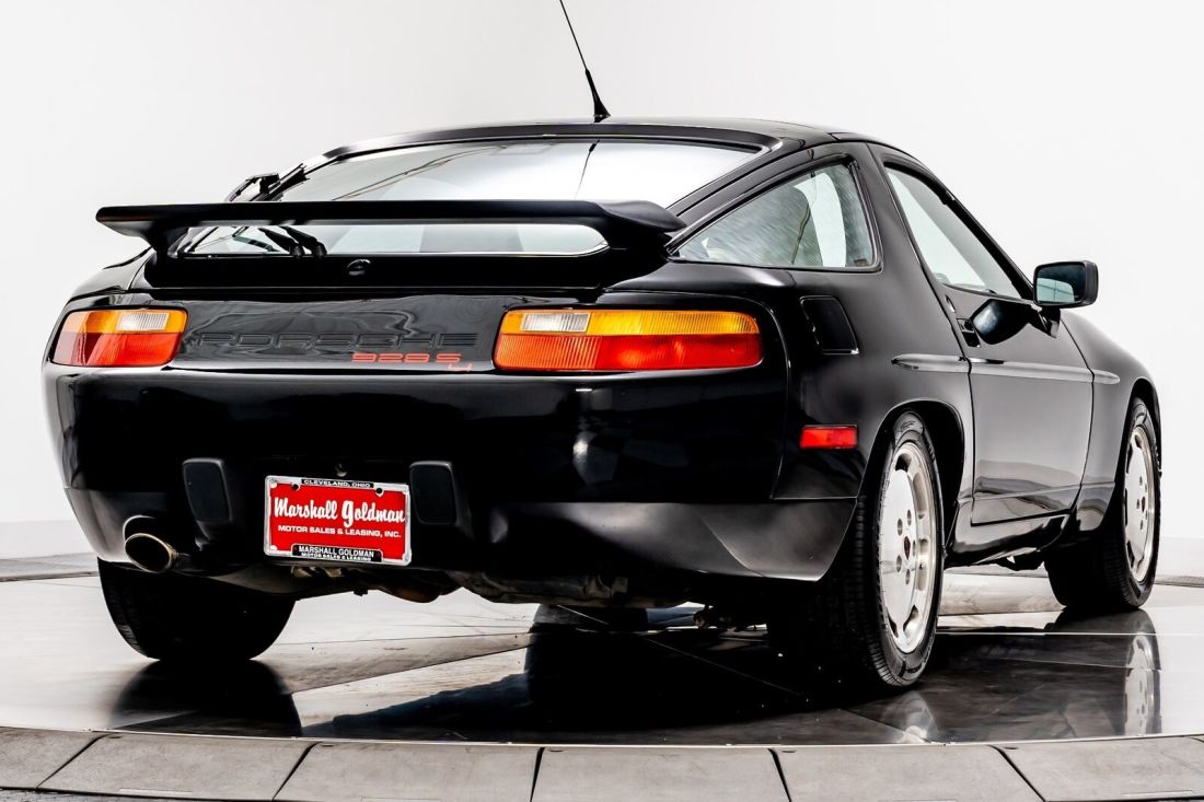 1989 Porsche 928 S4 - photo 8
