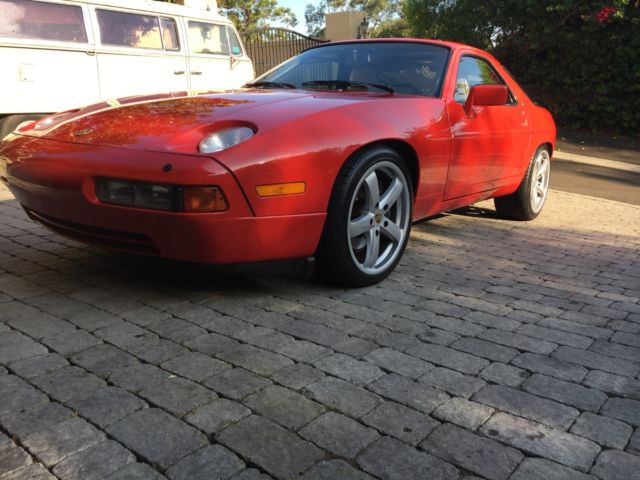1989 Porsche 928 S4 - FUN TO DRIVE AND ENJOY - photo 3