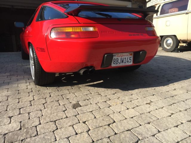 1989 Porsche 928 S4 - FUN TO DRIVE AND ENJOY - photo 8