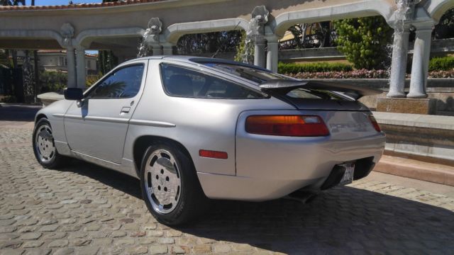 1989 Porsche 928 - photo 5