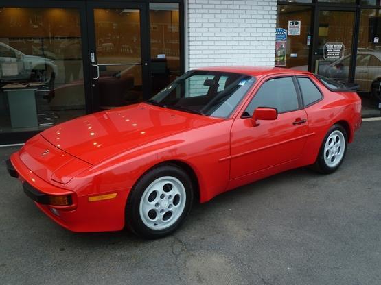 1989 Porsche 944 Base 2dr Hatchback Red Luxury Car Outlet 630-424-8800 1989 Porsche 944 Base 2dr Hatchback