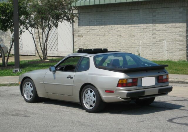 1989 Porsche 944 S2 - photo 12