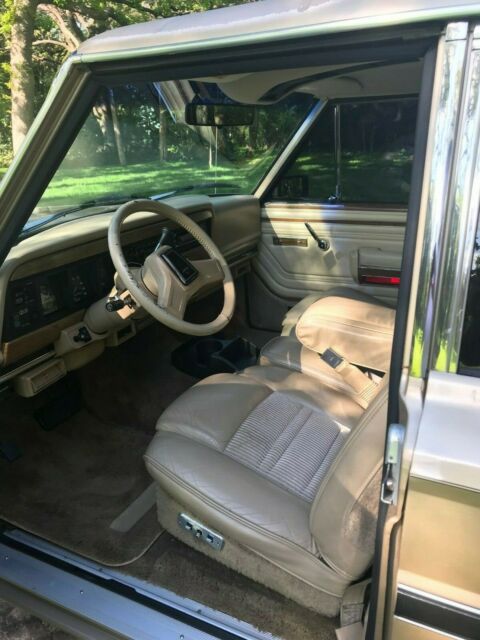1989 Jeep Wagoneer Brougham Package - photo 3