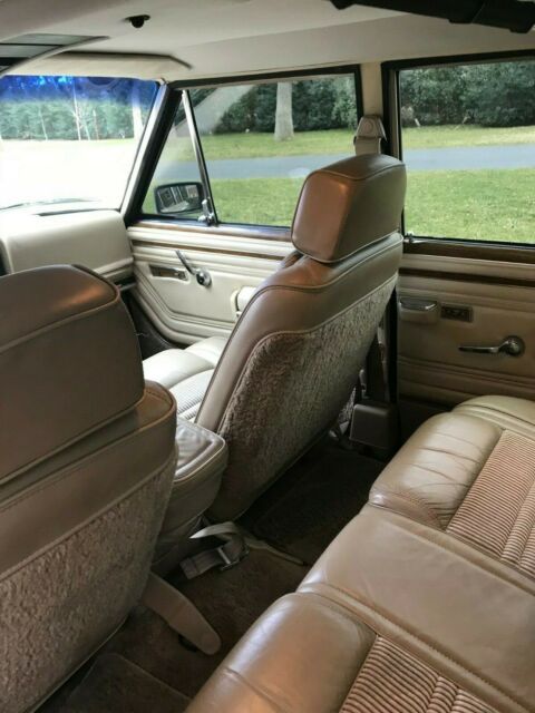 1989 Jeep Wagoneer Brougham Package - photo 6