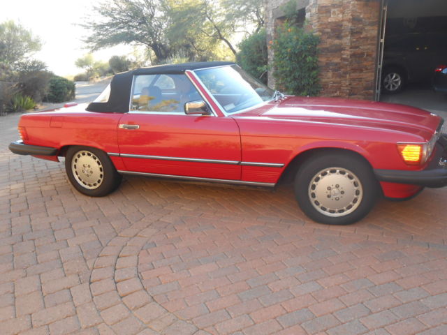 1989 Mercedes-Benz SL-Class 2 Door Convertible
