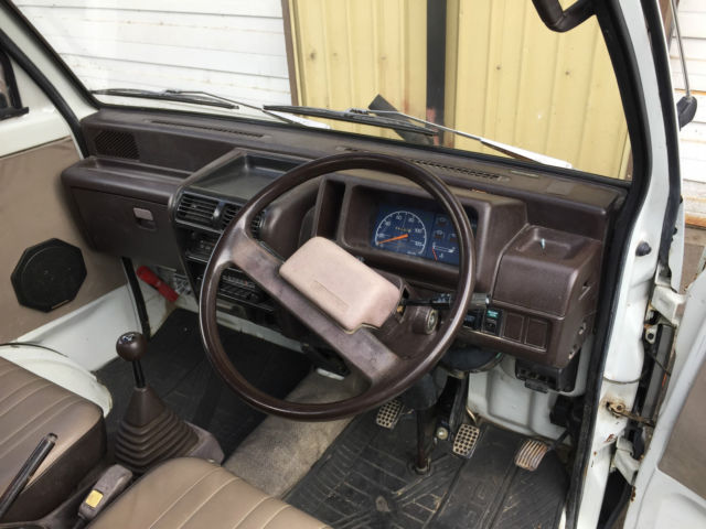 1989 Daihatsu Hi Jet with dump bed - photo 3