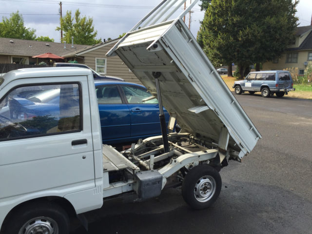 1989 Daihatsu Hi Jet with dump bed - photo 4