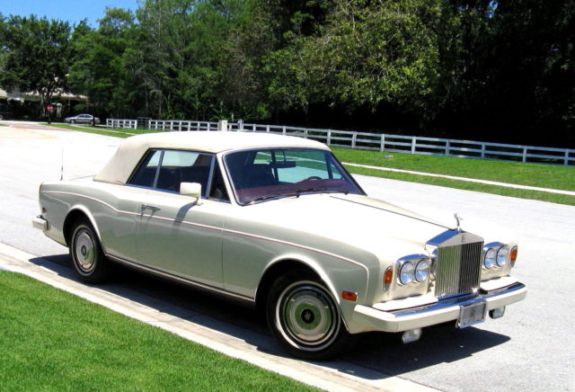 1989 Rolls-Royce Corniche - photo 2