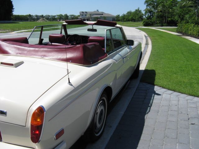 1989 Rolls-Royce Corniche - photo 9