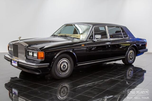 1989 Rolls Royce Silver Spur Saloon Automatic 6.75L V8 1989 Rolls Royce Silver Spirit/Spur/Dawn Saloon