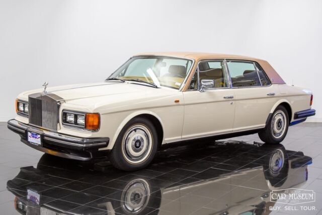 1989 Rolls Royce Silver Spur Sedan Saloon Automatic 6.75L V8 1989 Rolls Royce Silver Spirit/Spur/Dawn Saloon